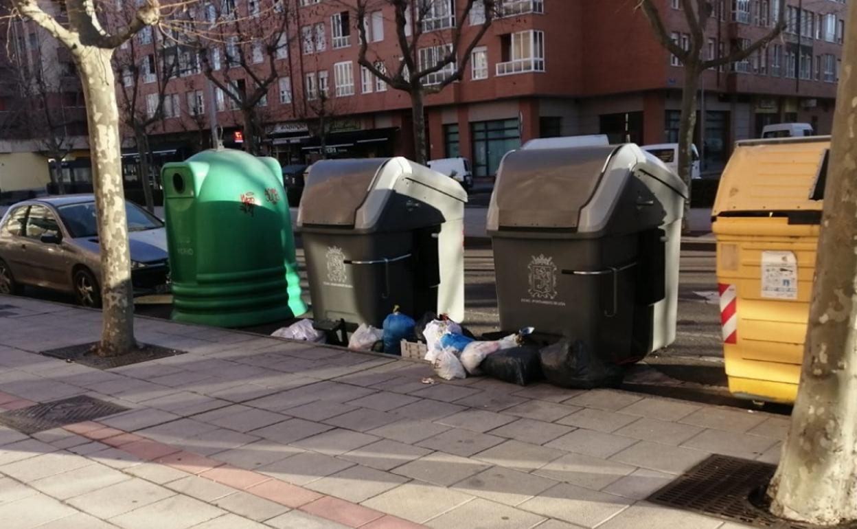 Contenedores nuevos instalados en León capital.