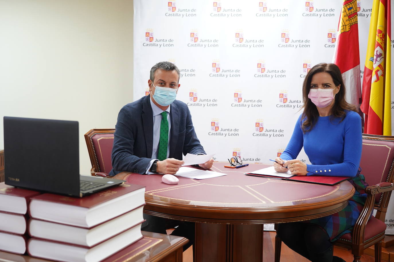 Fotos: Convenio entre la Junta y los centros especiales de empleo e inserción