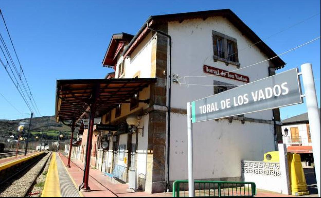 Estación de Toral de los Vados.