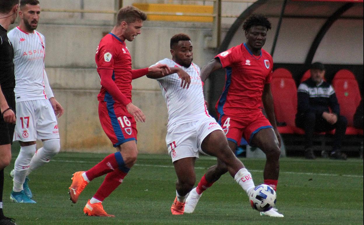 El pinchazo del Numancia, próximo rival de la Cultural, en Luanco, fue lo más destacado.