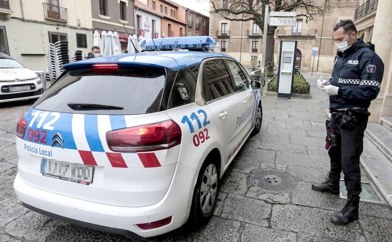 La Policía Local ha propuesto para sanción a 29 personas durante el fin de semana. 