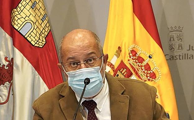 Igea advierte de que se denunciará ante fiscalía si es preciso la falsificación en listados de vacunación