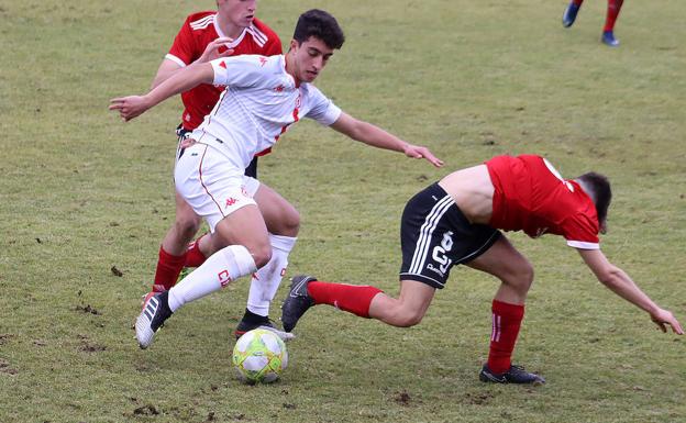 La fe de la Cultural le vale para empatar con un gol de su portero 