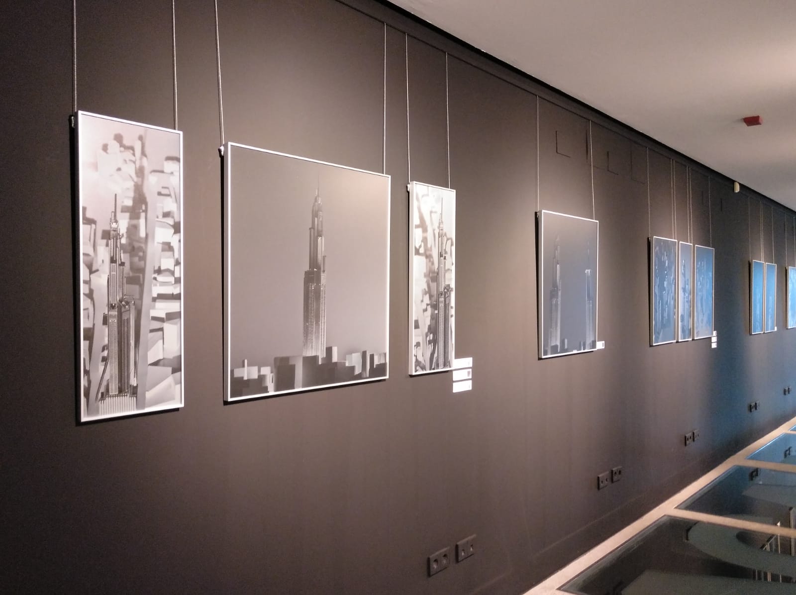 Maqueta elaborada con materiales industriales reciclados