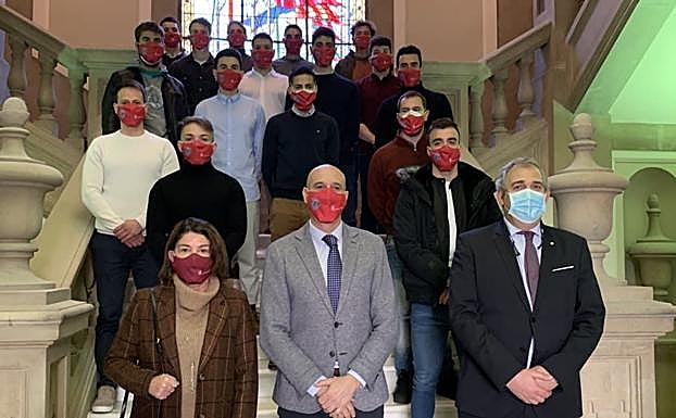 Toma de posesión de los nuevos bomberos de León.
