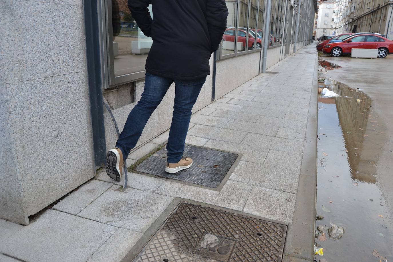 Fotos: Estado de las oficinas centrales de Renfe en León