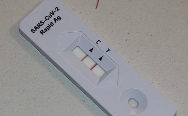 Imagen. Test positivo en coronavirus. 