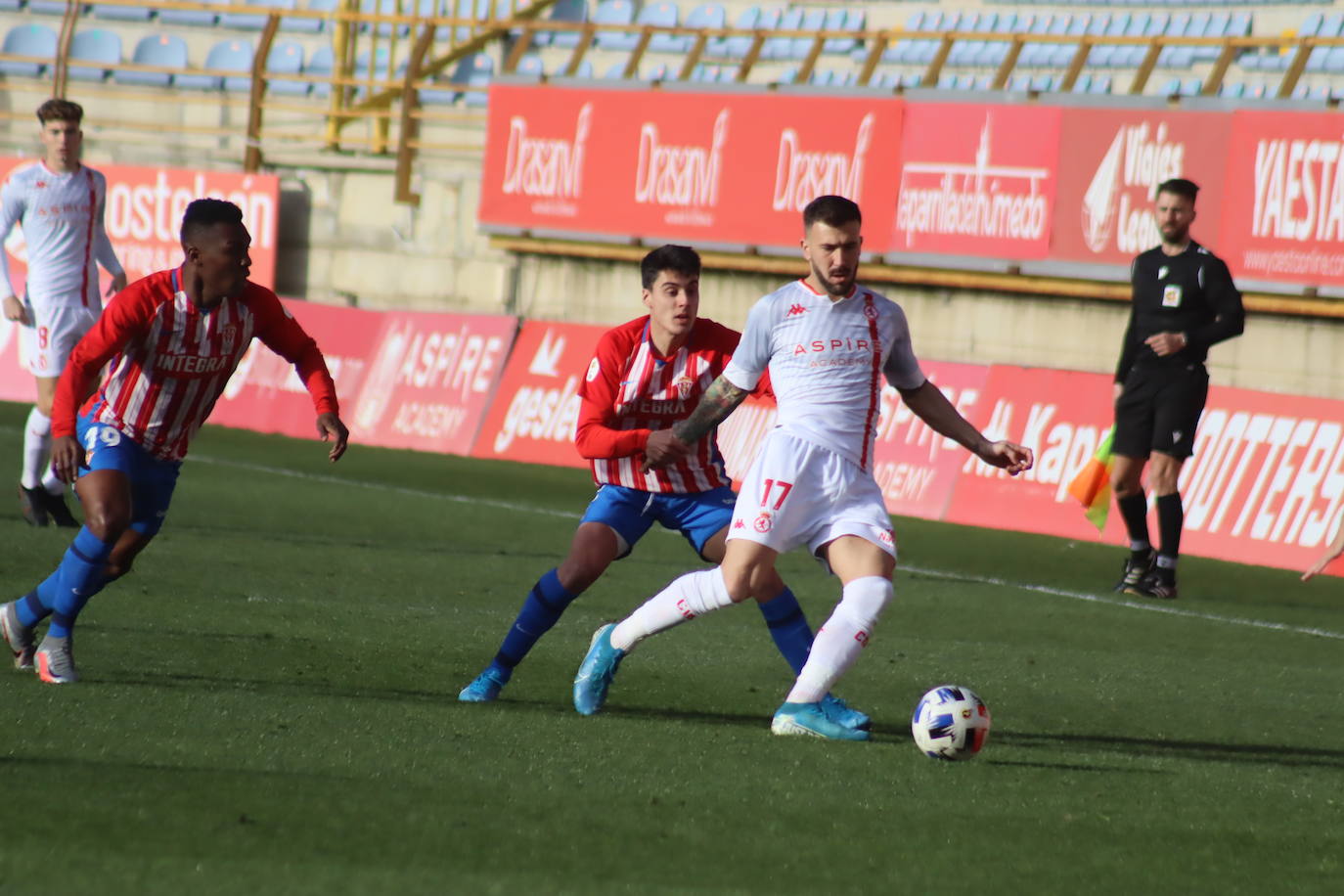 Fotos: Las imágenes del Cultural-Sporting B