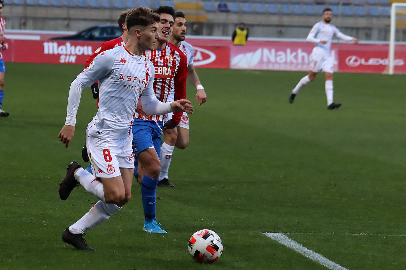 Fotos: Las imágenes del Cultural-Sporting B