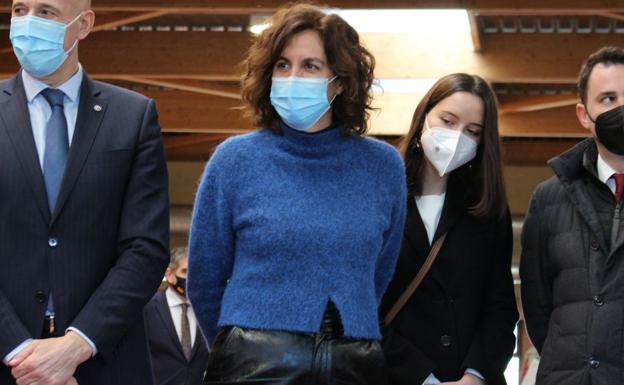 Irene Lozano, durante su visita al CAR de León.