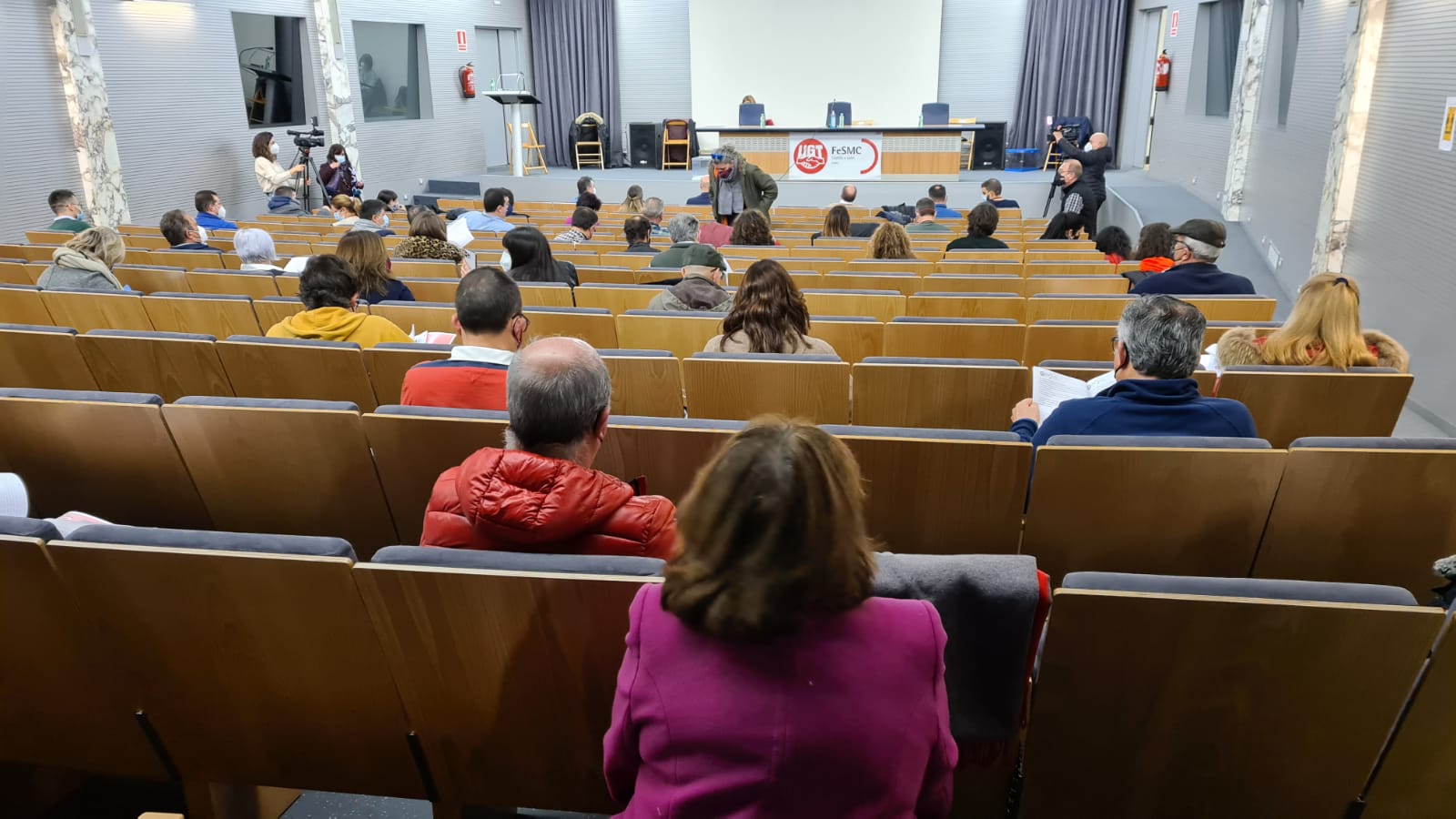 El acto se ha llevado a cabo en el salón de actos del Ayuntamiento de Ordoño II bajo estrictas medidas sanitarias.