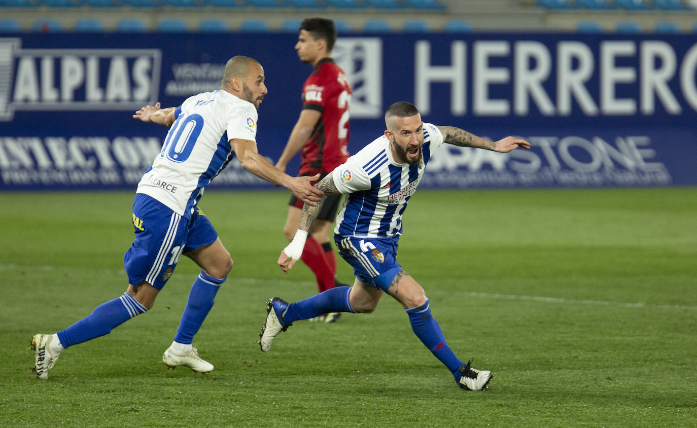 Fotos: Las imágenes del partido entre Deportiva y Mirandés