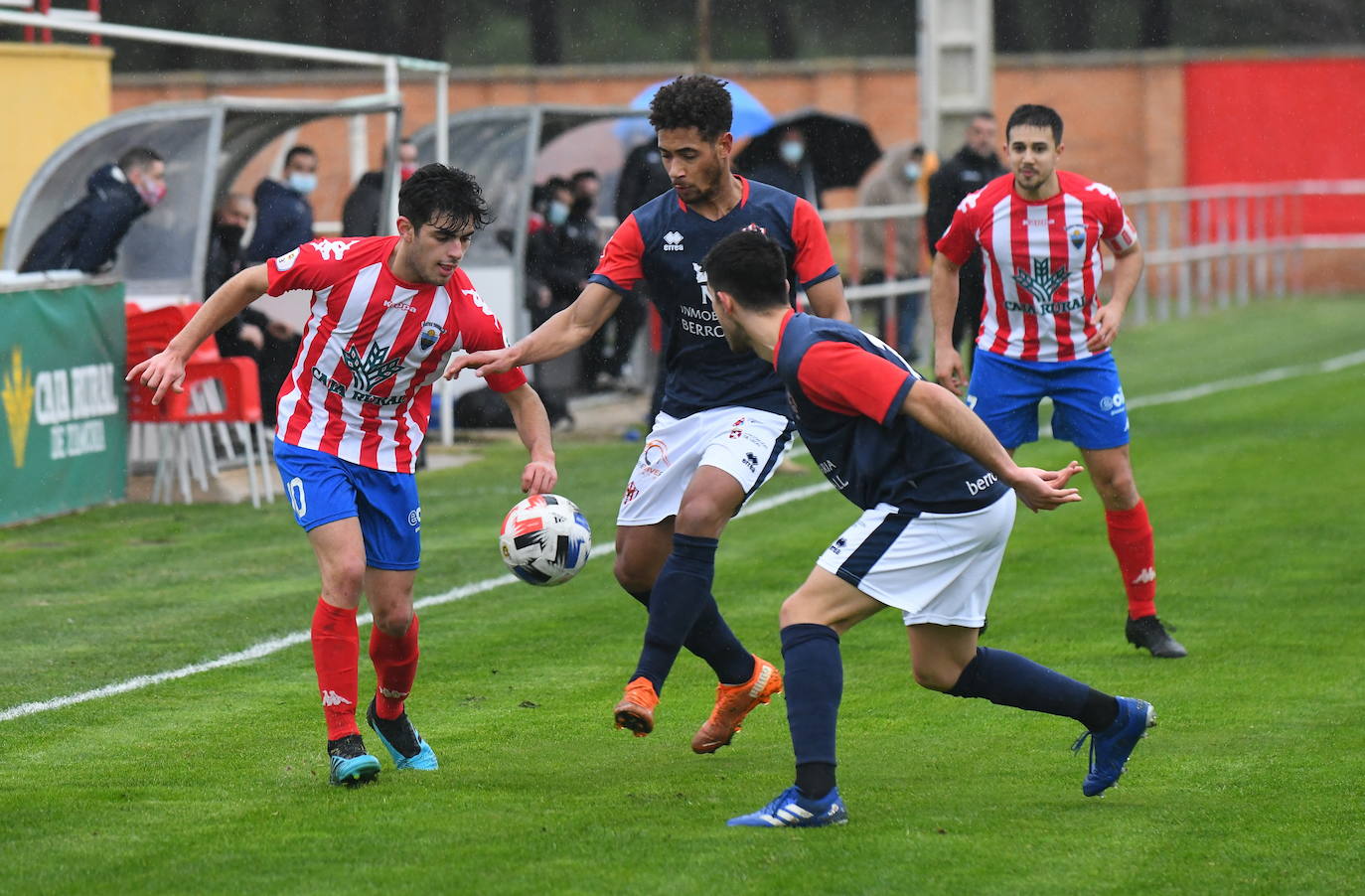 Fotos: Victoria del Atlético Bembibre en Tordesillas