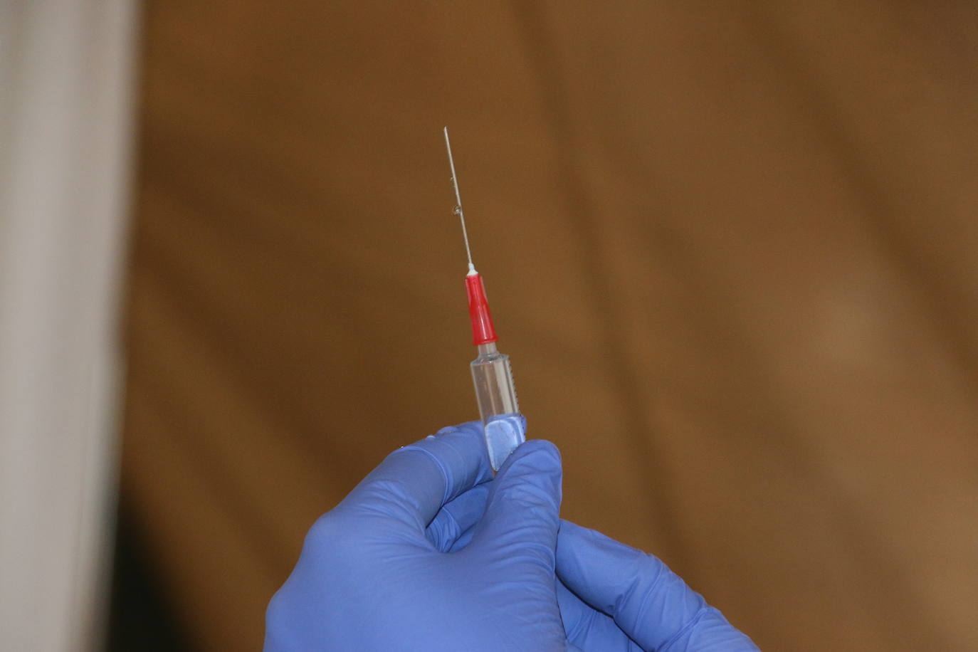 Fotos: Vacunación a mayores de 80 años en el Palacio de Exposiciones