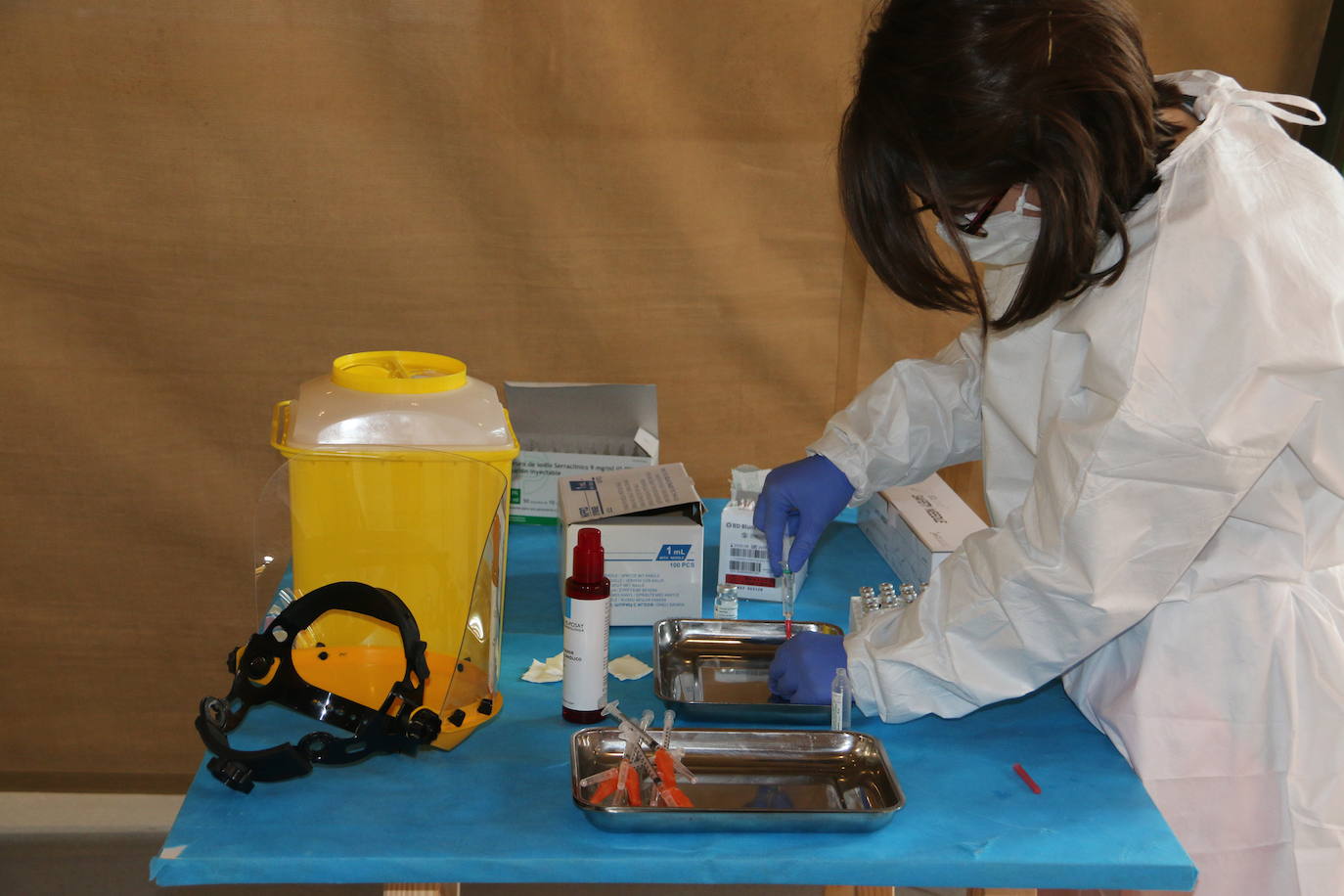 Fotos: Vacunación a mayores de 80 años en el Palacio de Exposiciones