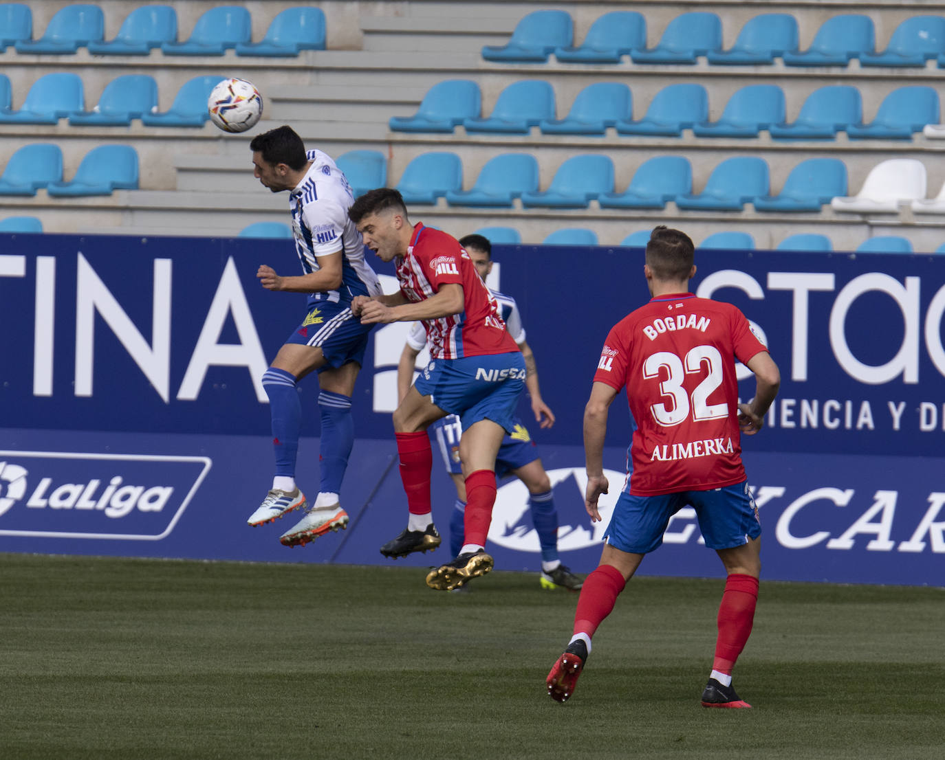 Fotos: Las imágenes del Deportiva-Sporting