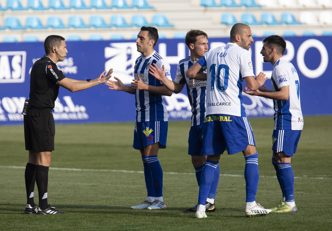 Fotos: Las imágenes del Deportiva-Sporting