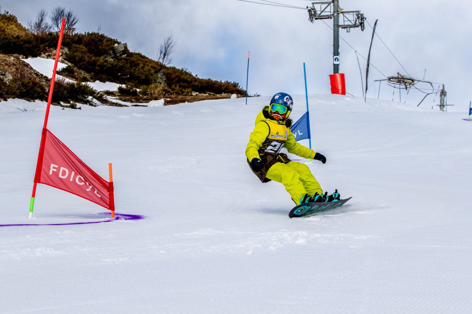 Fotos: Leitariegos acoge una competición de snowboard