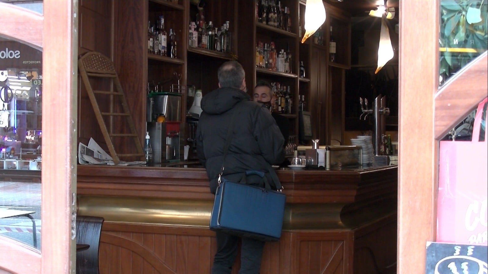 Apertura del interior de los establecimientos hosteleros en León