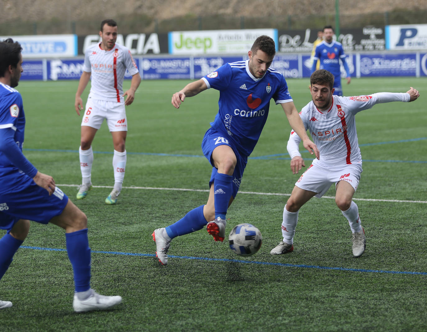 Partido correspondiente al campeonato de Segunda B que se ha disputado en Oviedo.