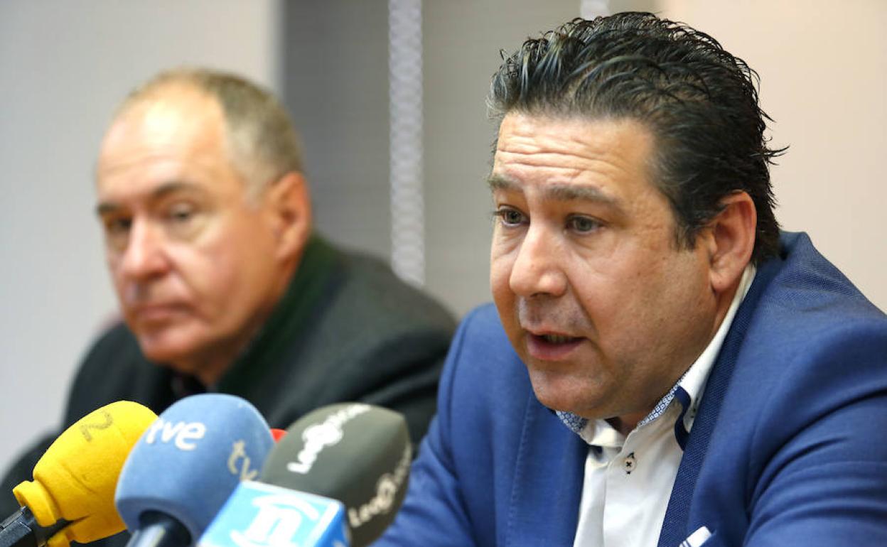 Eduardo López Sendino y Luis Mariano Santos. 