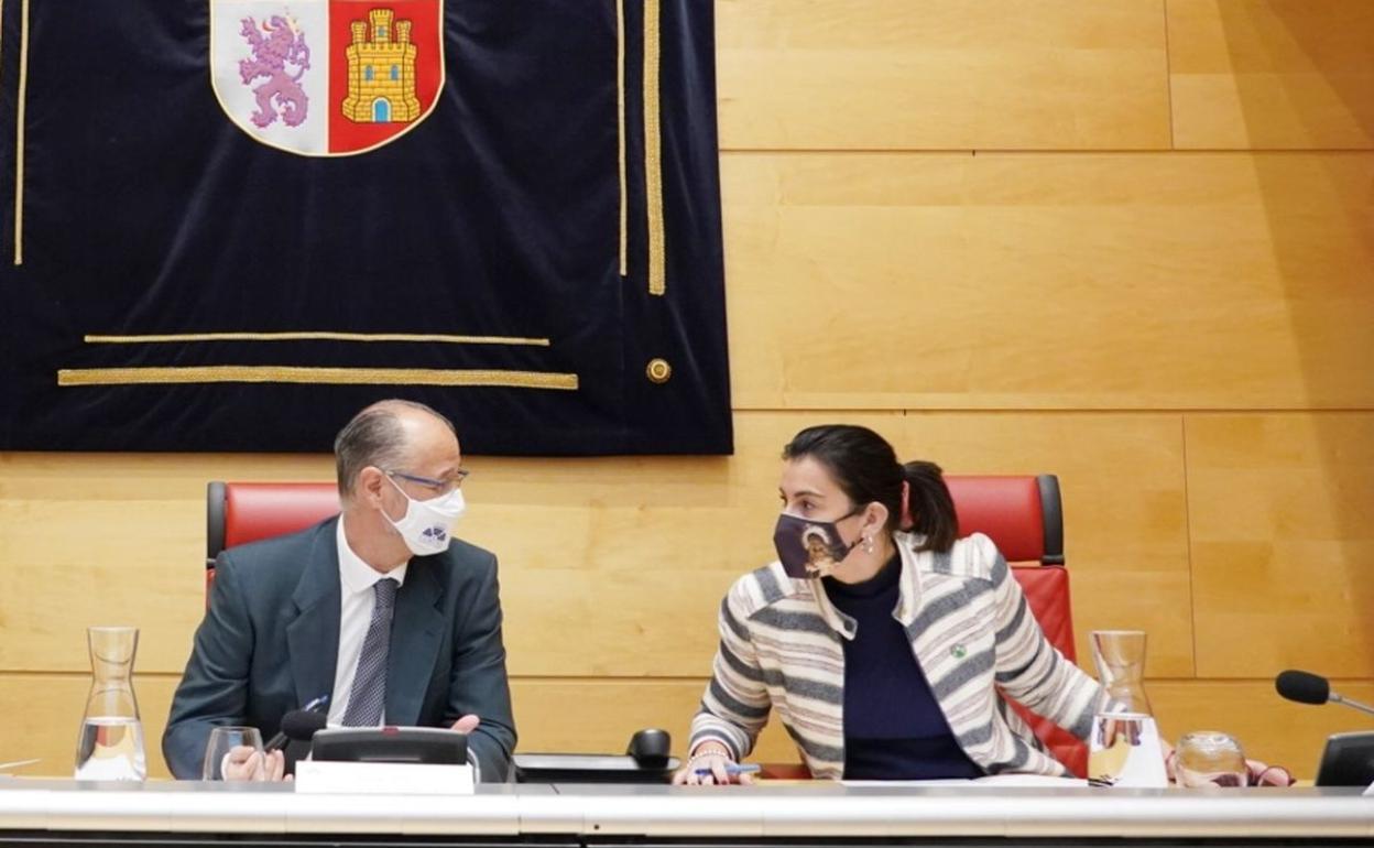 La mesa de las Cortes durante el debate para fijar la fecha de la moción