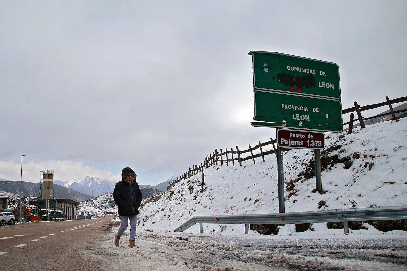 Fotos: Nieve en la montaña leonesa