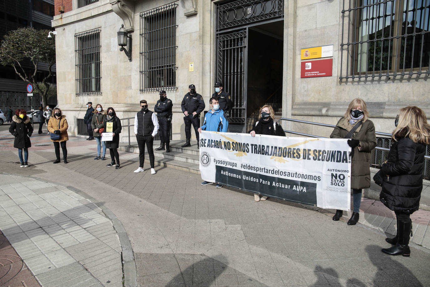 Fotos: Protesta del sector de peluquerías y estética