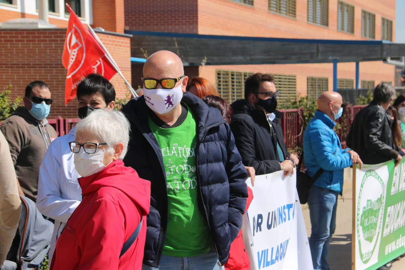 Algunos de los concentrados por la Plataforma.