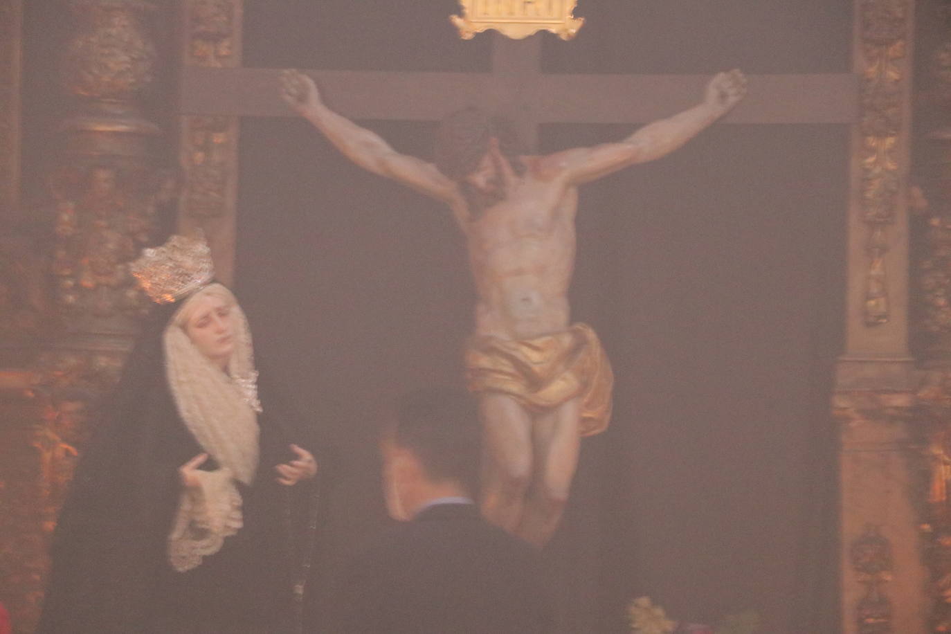 Sobrecogedora exposición de la cofradía en su sede canónica.