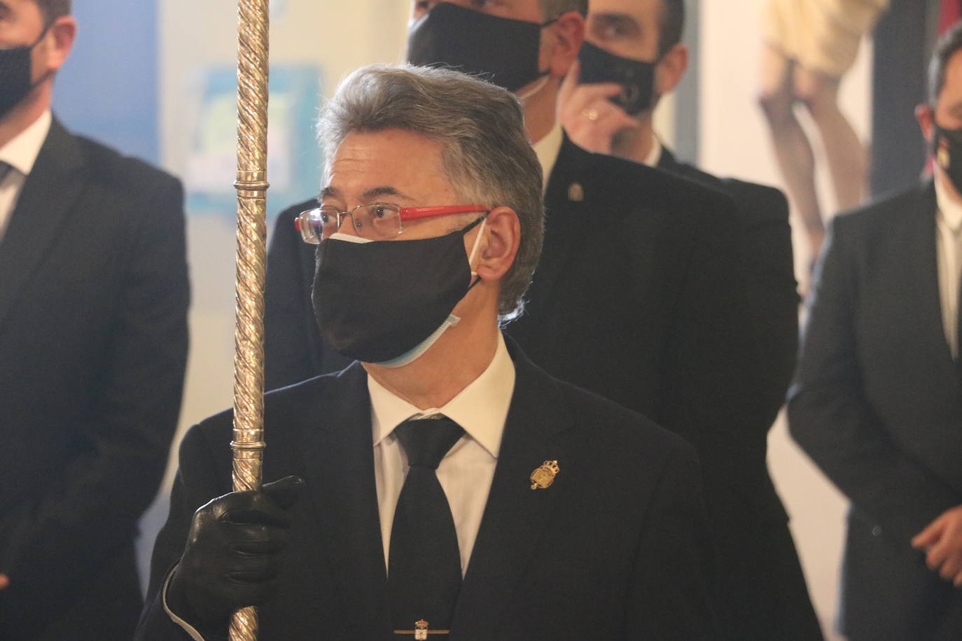 La capilla celebra de la mano de las tres centenarias de León un recuerdo a la procesión que debía salir a las calles este Lunes Santo.