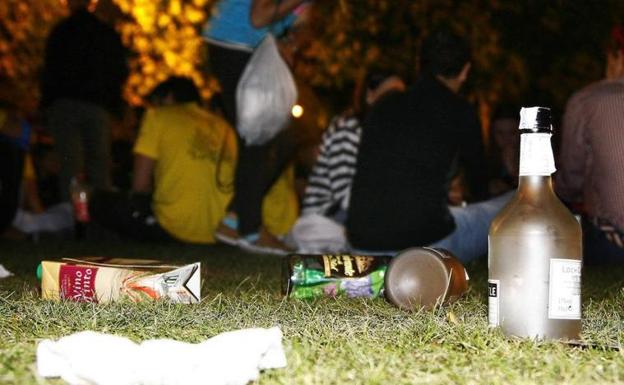 Un botellón en una imagen de archivo. 