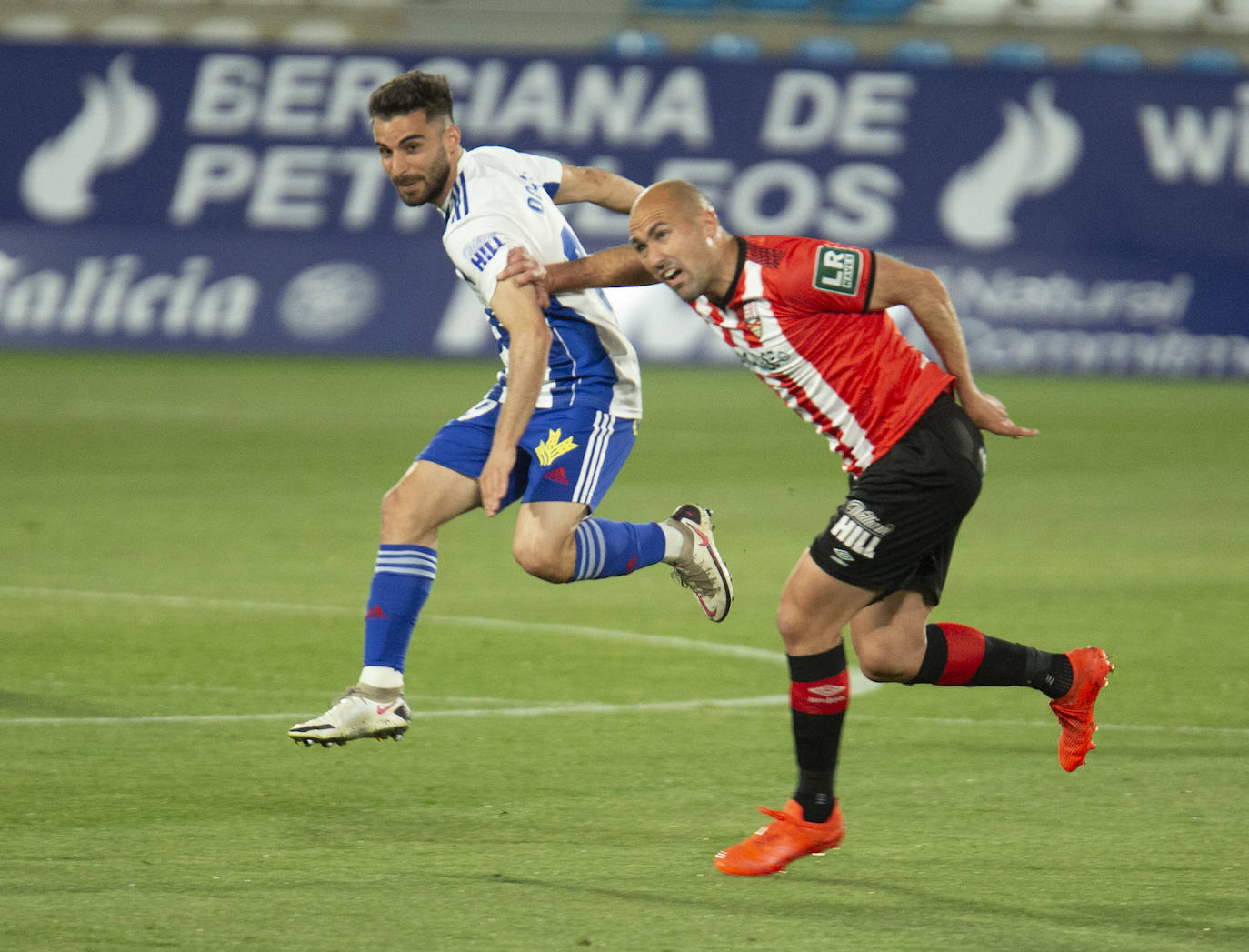 Fotos: Las imágenes del Deportiva-Logroñés