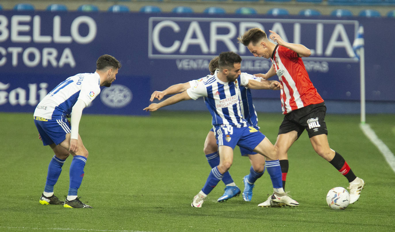 Fotos: Las imágenes del Deportiva-Logroñés