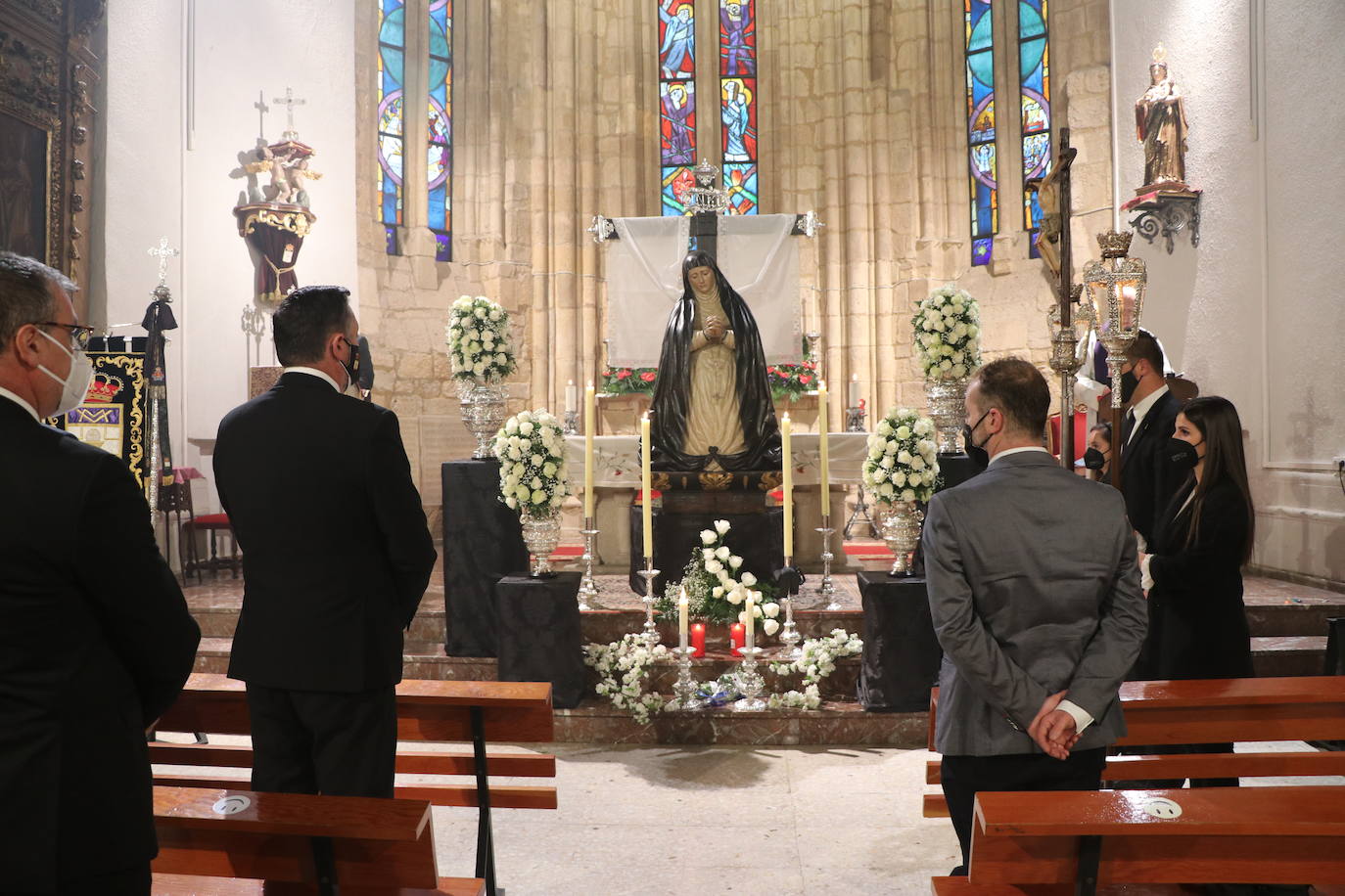 La iglesia acoge un acto solemne para conmemorar la Procesión de la Virgen de la Amargura.