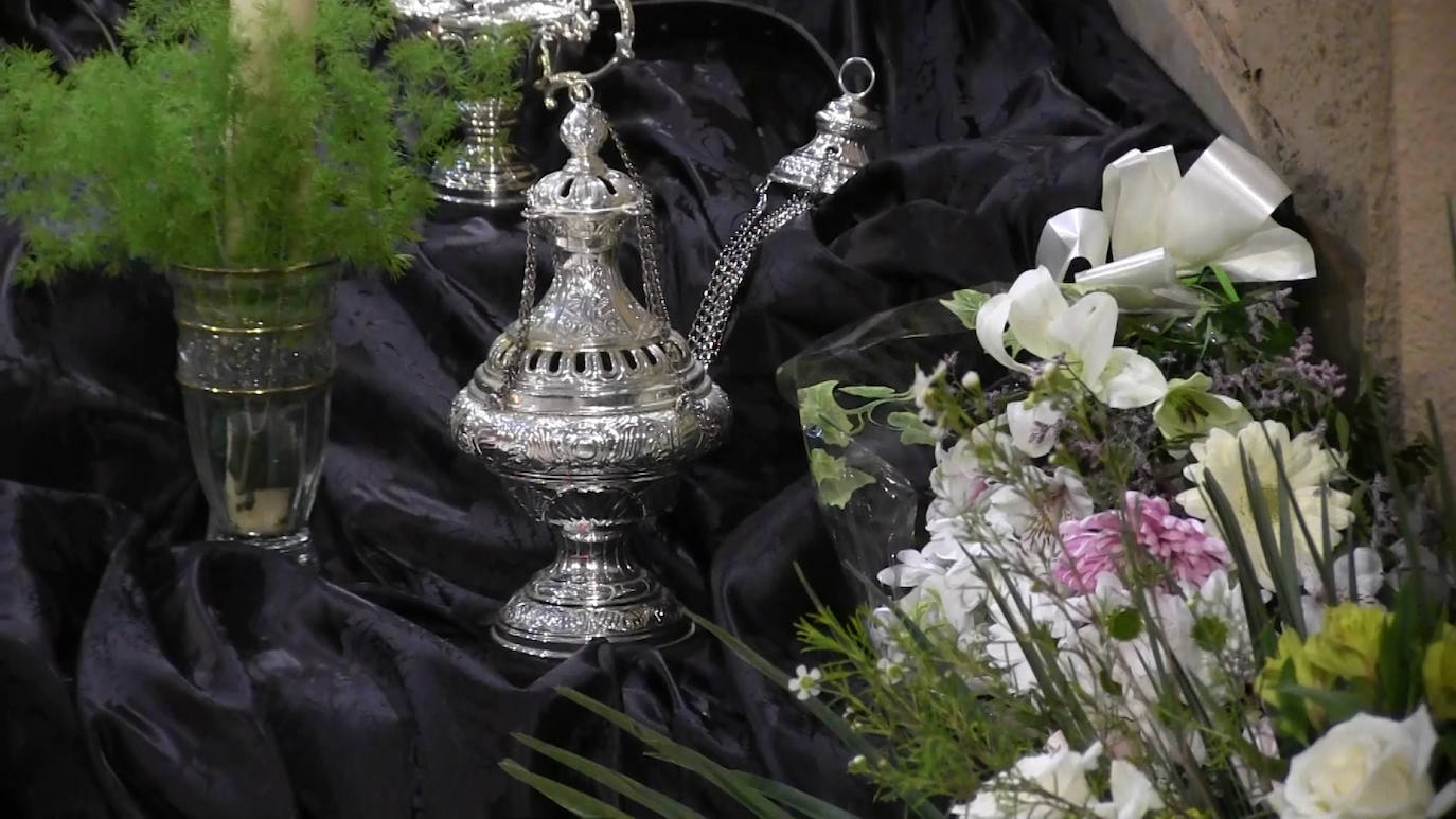 Fotos: Ofrenda floral al Cristo de San Martín