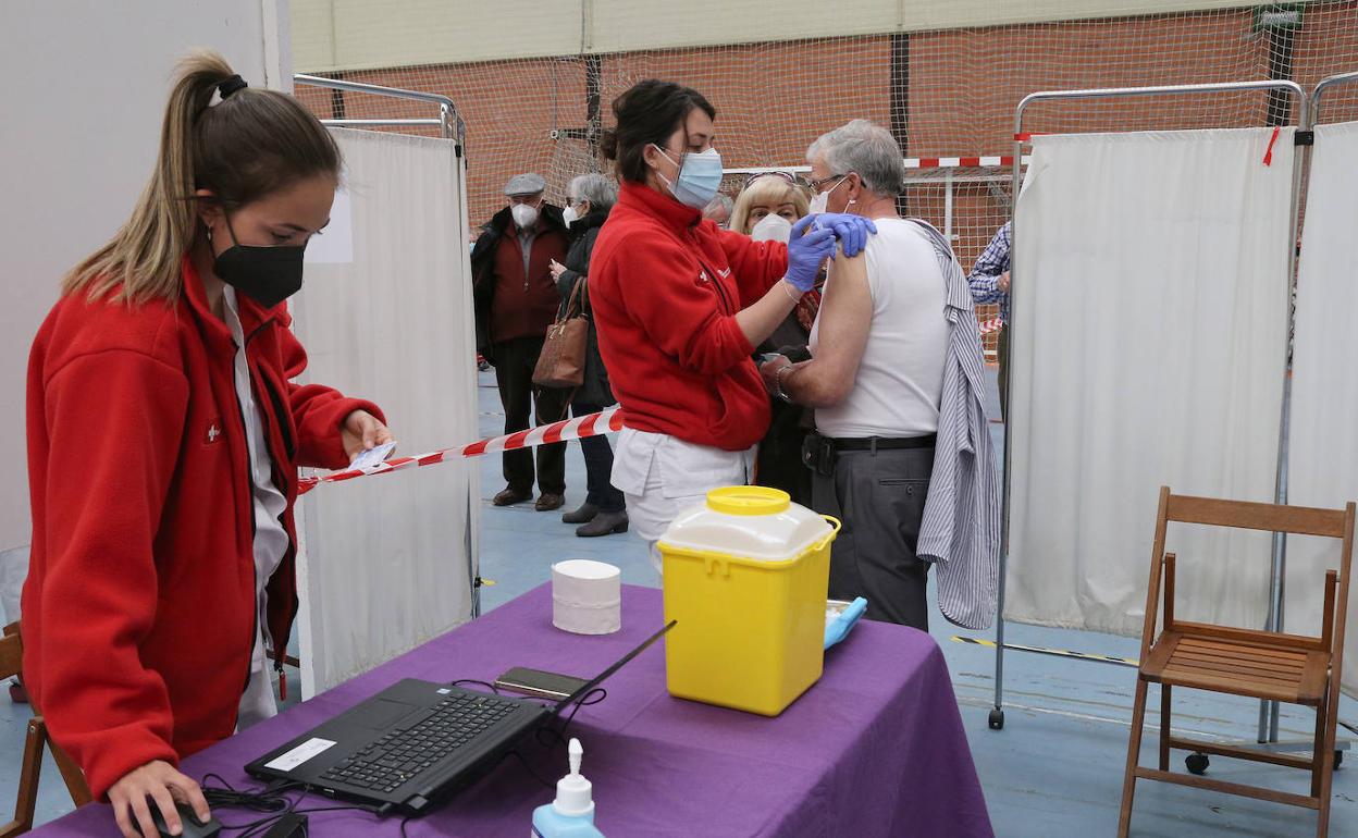 Imagen de una vacunación en Palencia.