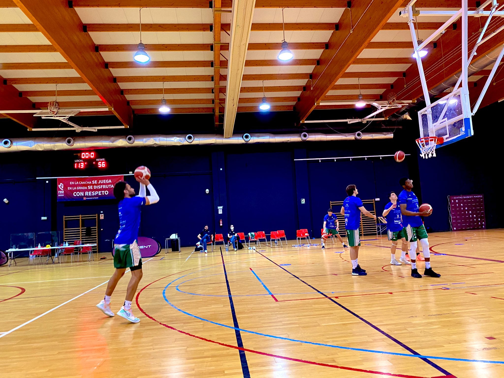 Ciudad de Ponferrada logró la victoria ante Zentro Madrid.