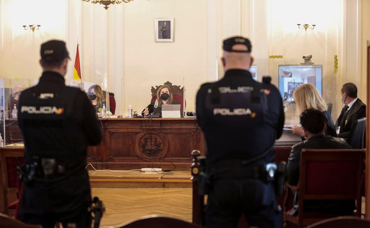 Un instante del juicio celebrado en la Audiencia Provincial de León.