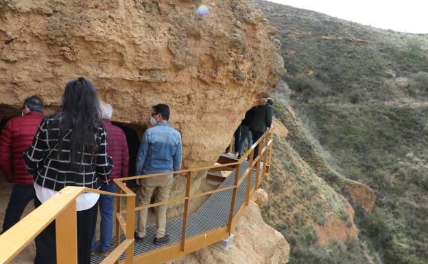 Galería. Imágenes de la inauguración de las Cuevas Menudas el pasado 29 de marzo. 