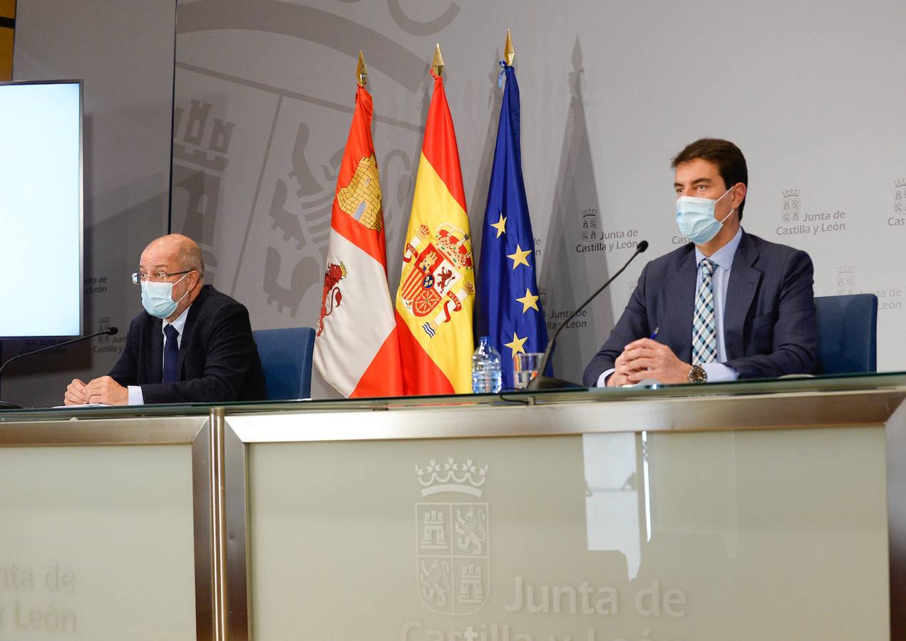 El vicepresidente, portavoz y consejero de Transparencia, Ordenación del Territorio y Acción Exterior, Francisco Igea, y el consejero de la Presidencia, Ángel Ibáñez, comparecen en rueda de prensa telemática posterior al Consejo de Gobierno