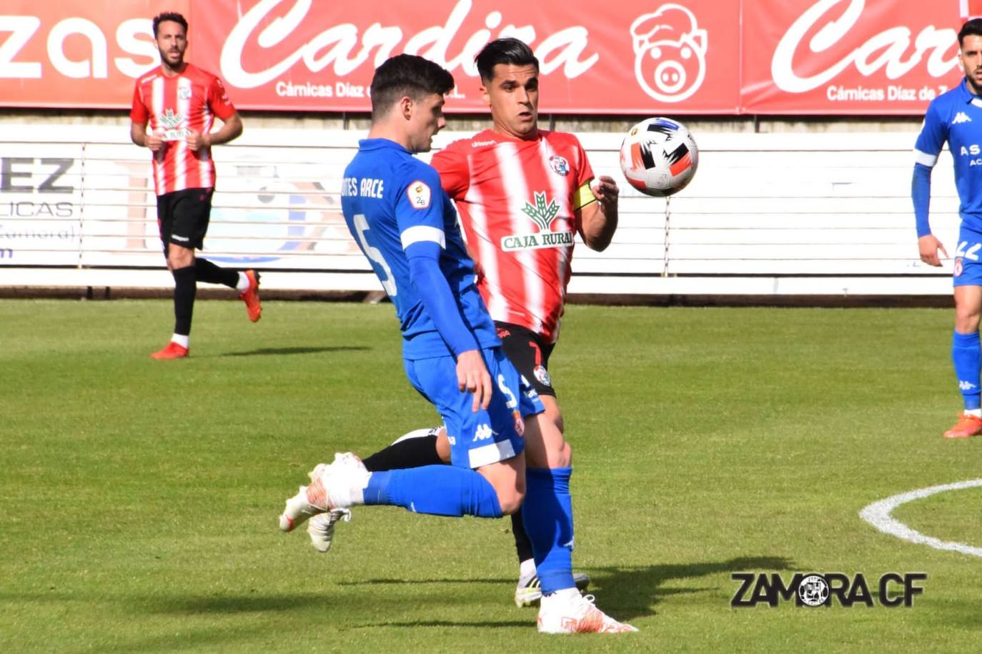 La Cultural complica su ruta al Play-Off. 