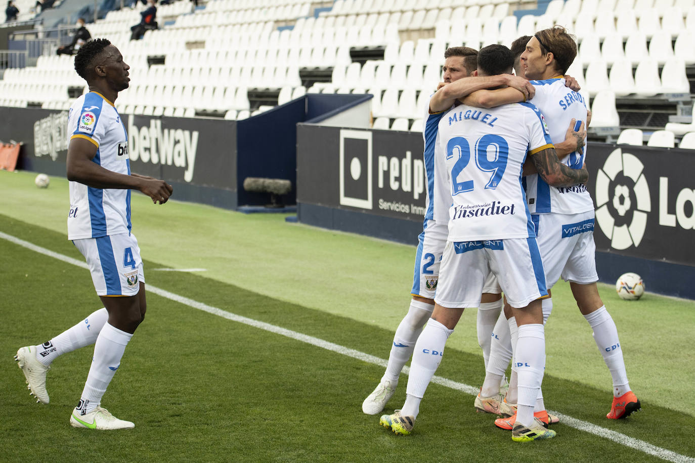 El conjunto berciano visita a los pepineros en uno de los encuentros que cierra la 35ª jornada de Segunda División.