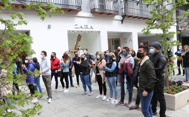 Galería. Los trabajores de Inditex en Léon, a por la equiparación salaria.