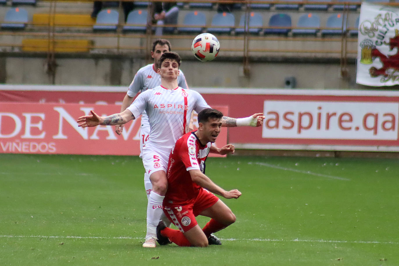 Leoneses y charros se enfrentaron en el Reino de León en una nueva jornada de Segunda División B.