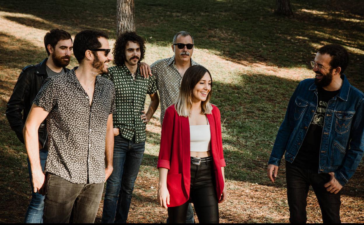 Bruna. la banda de la leonesa Nadia Álvarez.