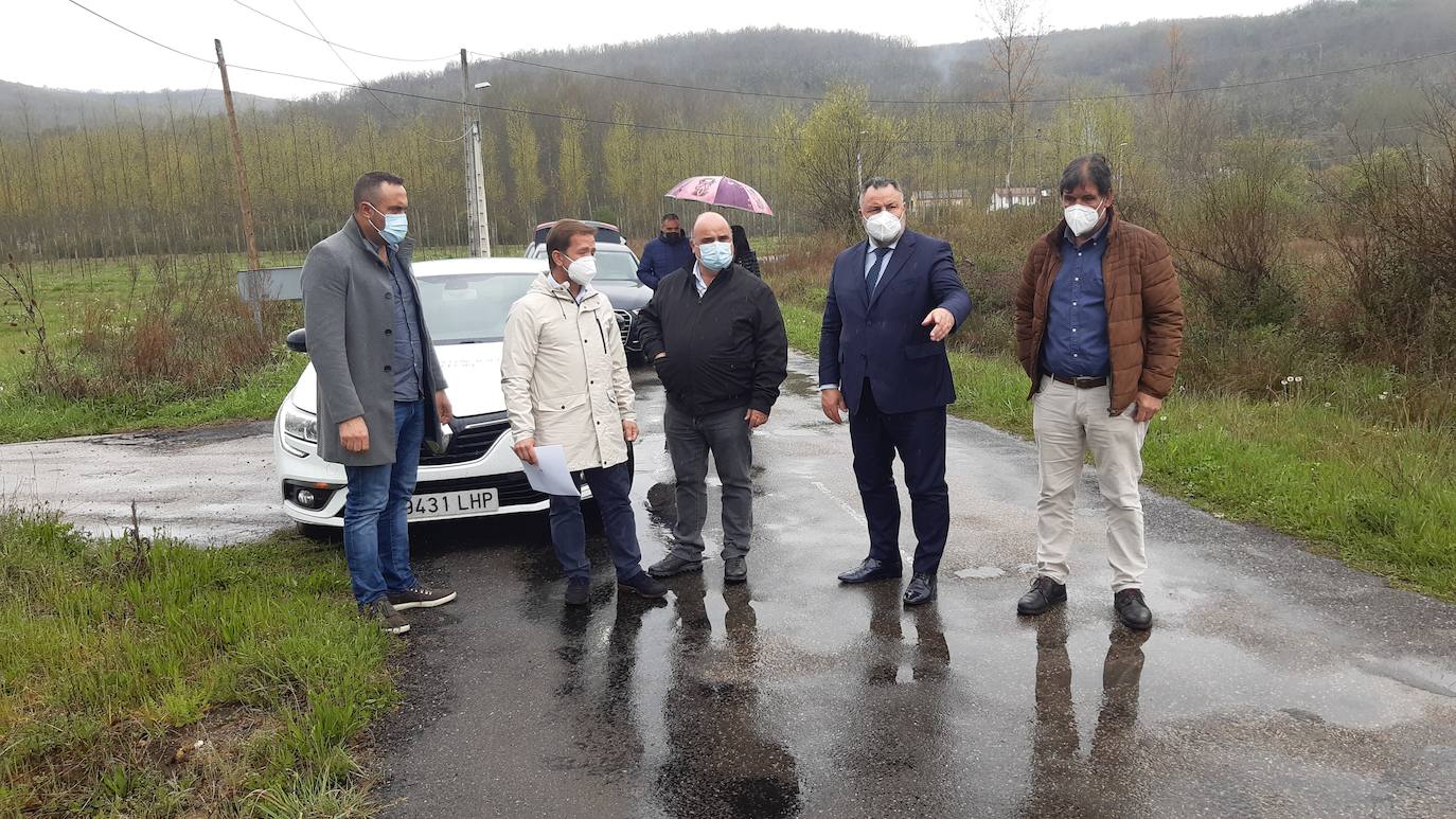 Fotos: La Diputación revisa la carretera de Manzaneda