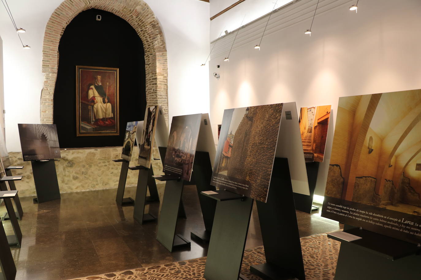 Exposición 'Descubre Sefarad' en el Palacio del Conde Luna.