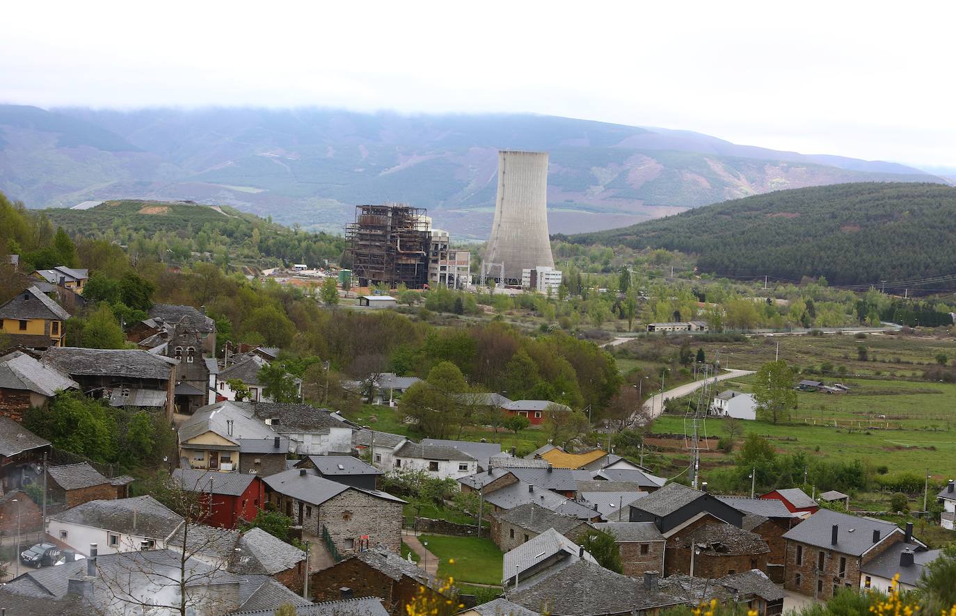 La central sigue adelante con su desmantelamiento a través del volado de la caldera.