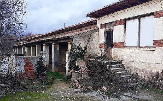 Imagen principal - Imágenes del estado actual del albergue.